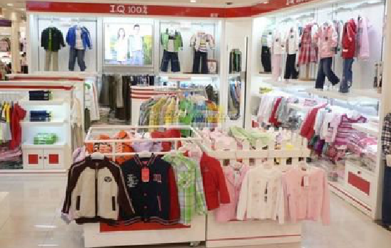 洞口店面装修风格确定。